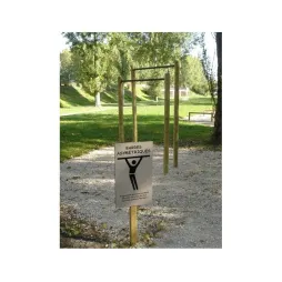 Barres asymétriques pour parcours santé