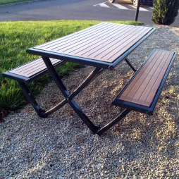 Table de pique nique en stratifié compact Table de pique nique en stratifié compact