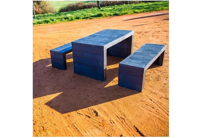 - Ensemble Table pique nique et bancs en recyclé modèle Cabourg - Leader Equipements 