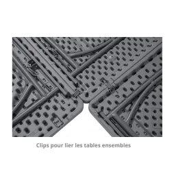 Crochets de fixation pour lier les tables entre elles