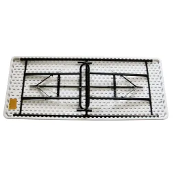 Table pliante réglable pour collectivités