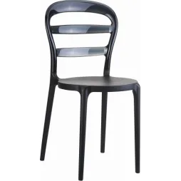 Chaise noire en polycarbonate