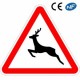 Panneau routier indiquant la traversée fréquente d'animaux sauvages (A15b)