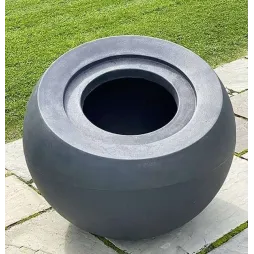 Pot de fleur sphérique