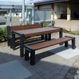 Ensemble table pique-nique + banc + banquette