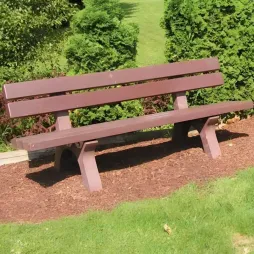 Banc urbain en plastique recyclé
