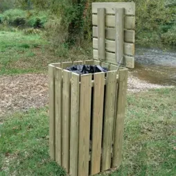 Corbeille en bois carré Corbeille en bois carré