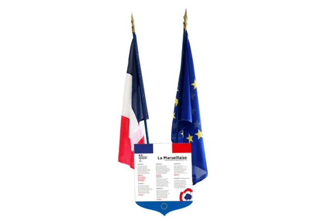 Écusson porte drapeaux