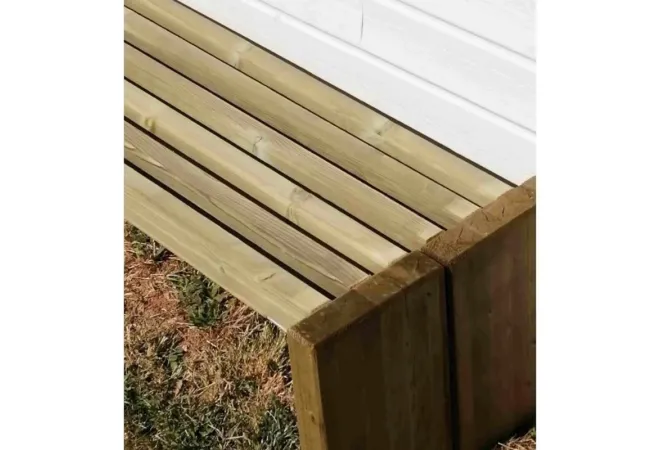 Assise banc en bois sans dossier