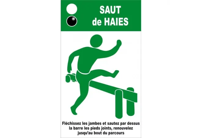 Panneau pour saut de haies sur parcours sportif