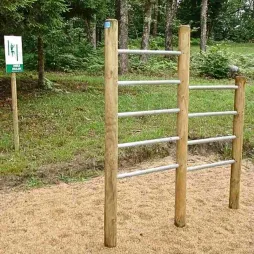 Module sportif en bois double escalade pour parcours de santé plein air