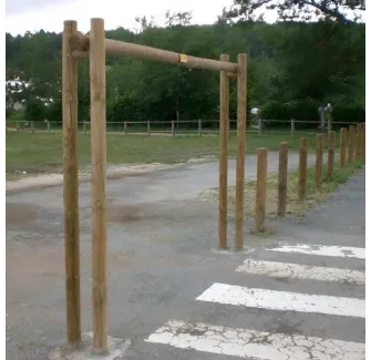 Barrière de parking en bois pour limitation de hauteur