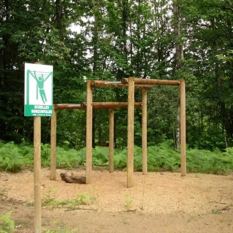 Module en bois pour parcours sportif plein air