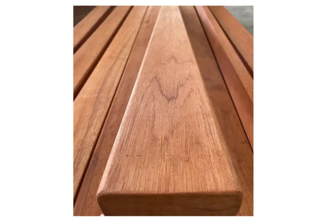 Latte de bois exotique pour banc