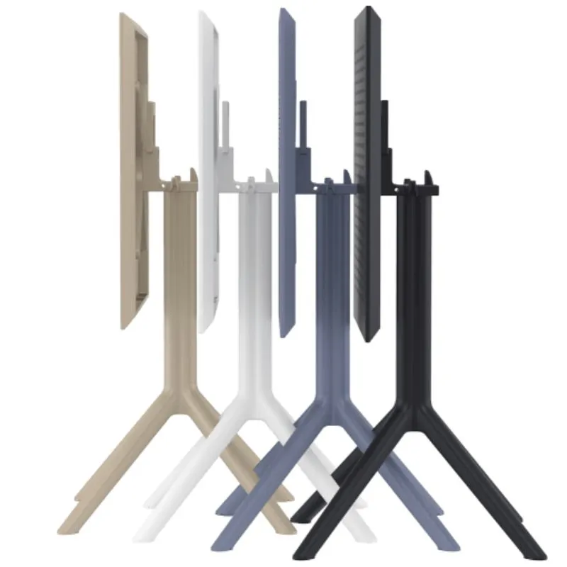 Tables pour terrasse de CHR pliées Tables pour terrasse de CHR pliées