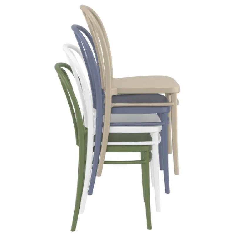 Chaises empilées pour professionnels, diverses couleurs Chaises empilées pour professionnels, diverses couleurs