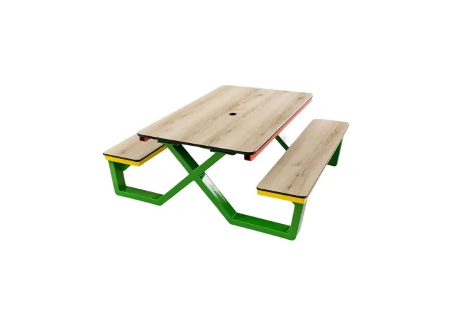 Table de pique-nique pour enfant - Table à dégagement latéral Table de pique-nique pour enfant - Table à dégagement latéral