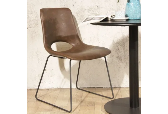 Chaise restaurant vintage en simili cuir