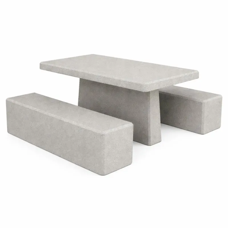 Table en béton avec banquette pour aire d'autoroute