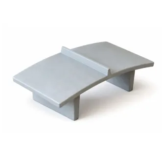 Table incurvée en béton