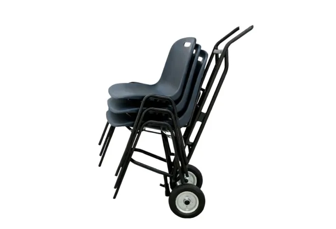 Chaise à coque sur diable de transport