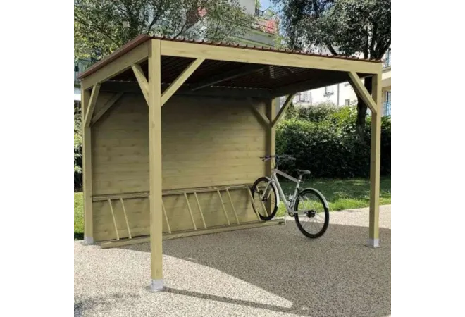 Abri 2 roues en bois dans un jardin public