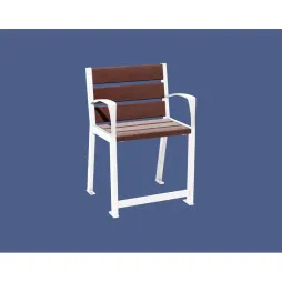 Fauteuil urbain pour personnes âgées en métal blanc et plastique recyclé
