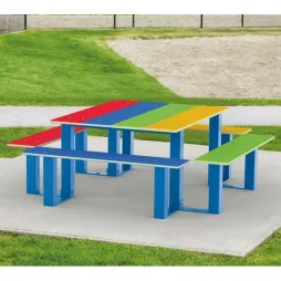 Table picnic colorée pour enfants en PEHD et métal Table picnic colorée pour enfants en PEHD et métal