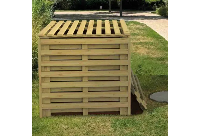 Composteur en bois dans un espace public