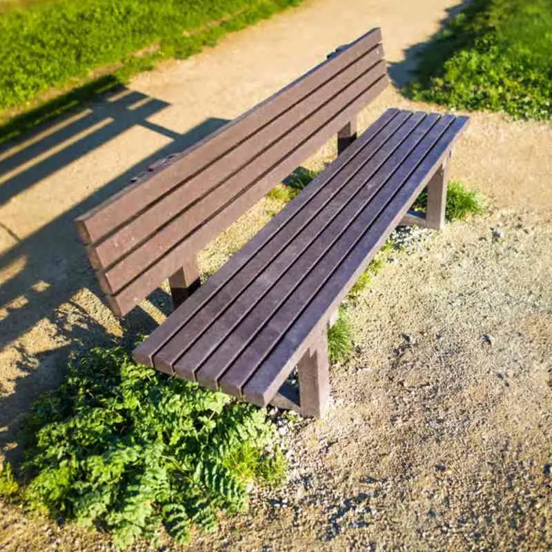 Banc public en plastique recyclé Banc public en plastique recyclé