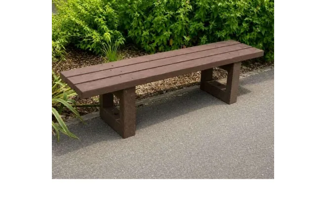 Banquette extérieure en plastique recyclé