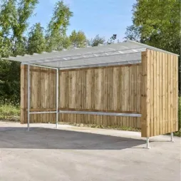 Abri urbain pour vélos, ou conteneurs à poubelle, en bois avec toit en tôle Abri urbain pour vélos, ou conteneurs à poubelle, en bois avec toit en tôle
