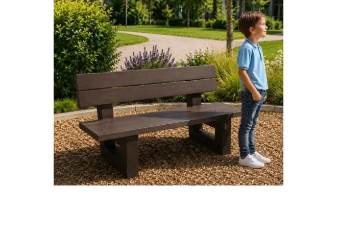 Banc d'école pour extérieur en plastique recyclé