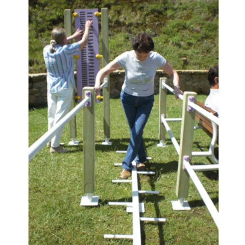 Module barres parllèles du parcours de santé pour séniors Module barres parllèles du parcours de santé pour séniors