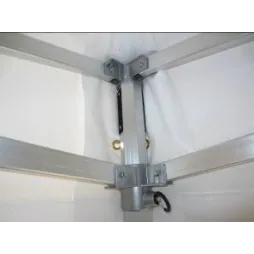 Visuel intérieur de l'abri stand parapluie classé M2