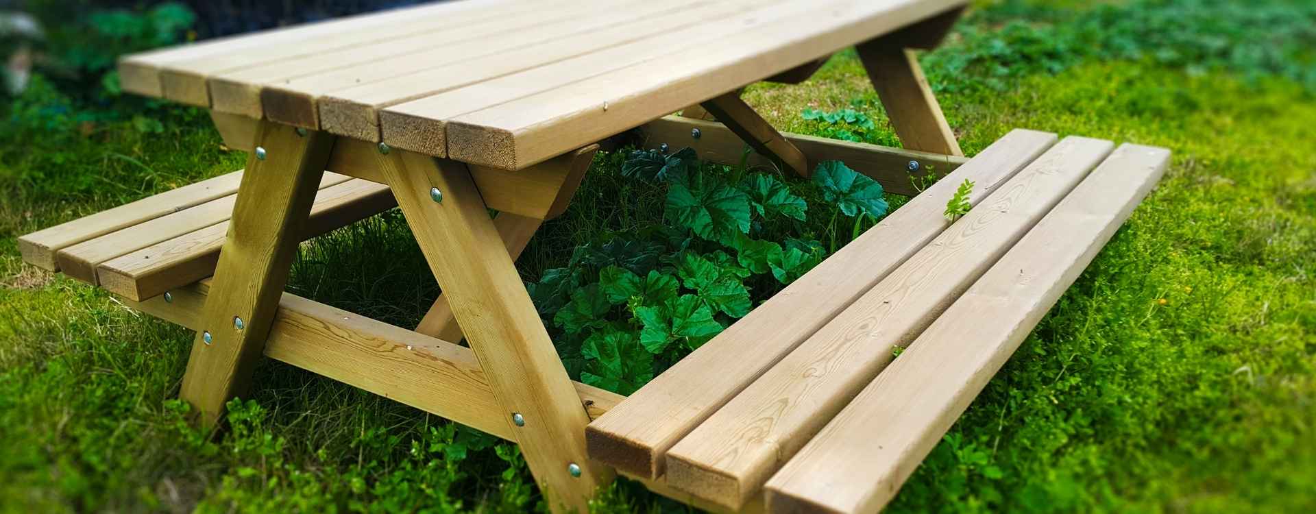 table pique nique en bois